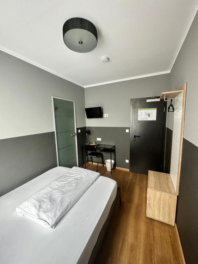Hotel Fly ' In Offenbach am Main Exterior foto